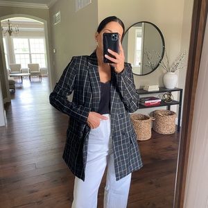Plaid oversized black blazer